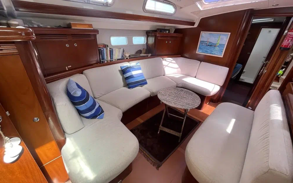 slider 22 Beneteau Oceanis 523