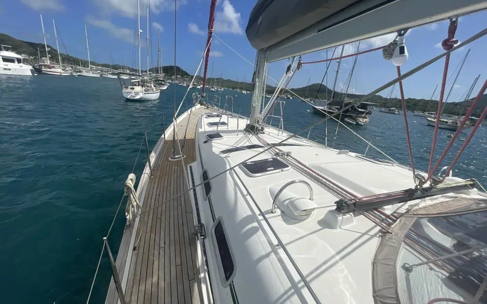 slider 7 Beneteau Oceanis 523