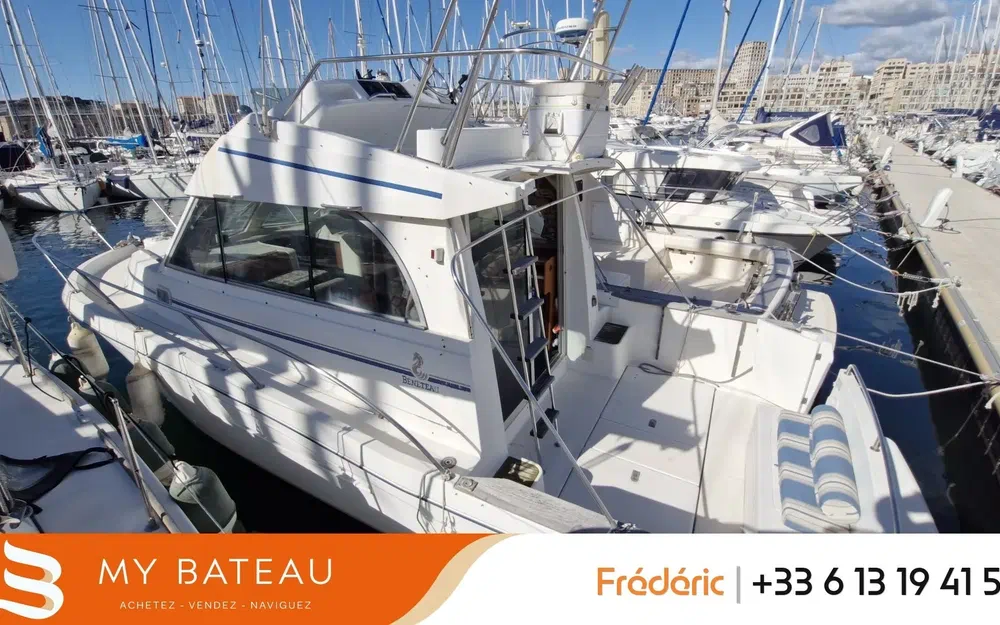 slider 0 Beneteau Antares Serie 9