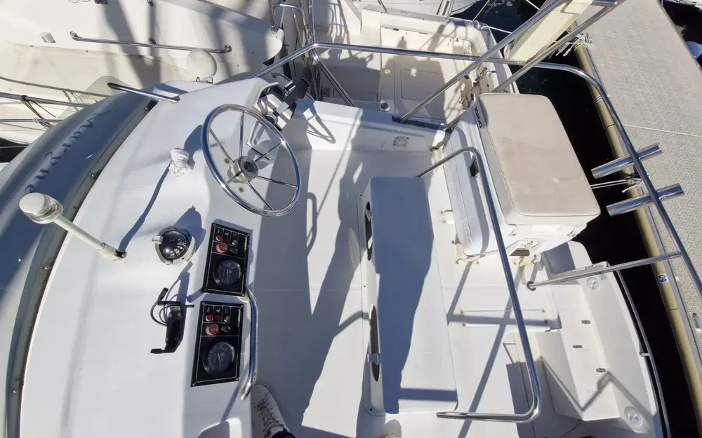 slider 1 Beneteau Antares Serie 9