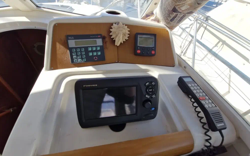 slider 20 Beneteau Antares Serie 9