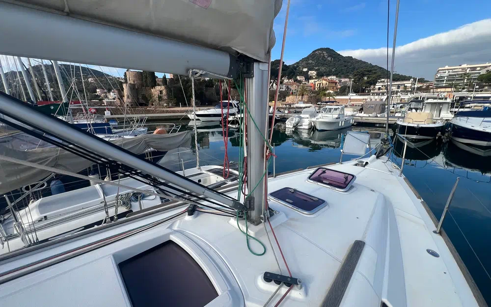 slider 4 Beneteau Oceanis 34