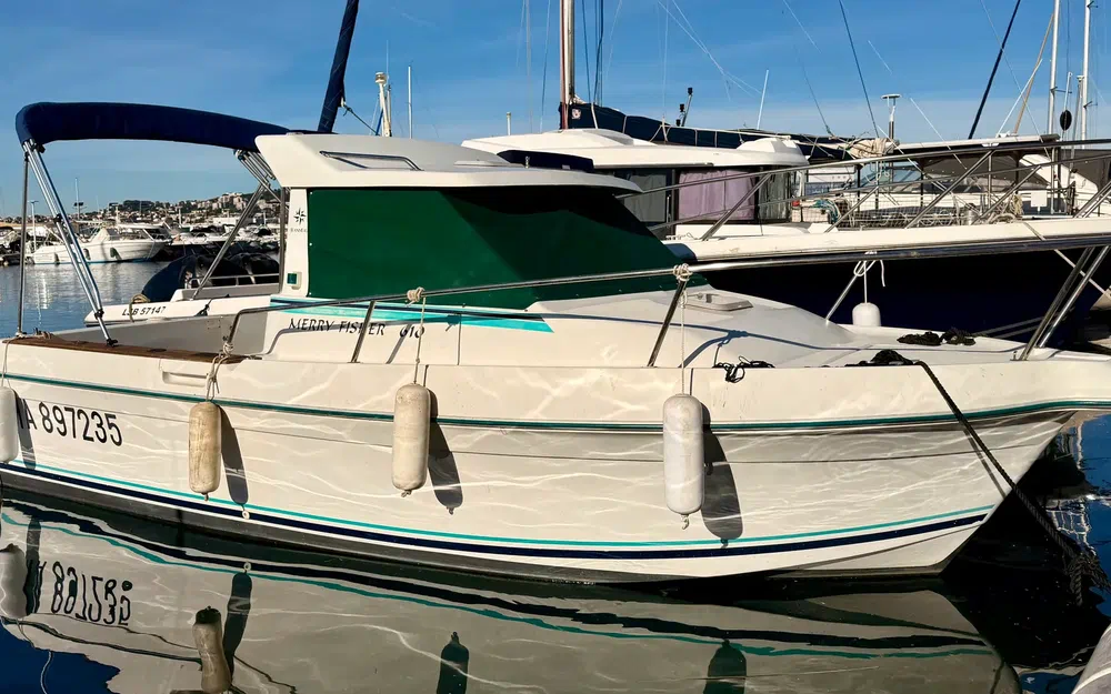 slider 0 Jeanneau Merry Fisher 610