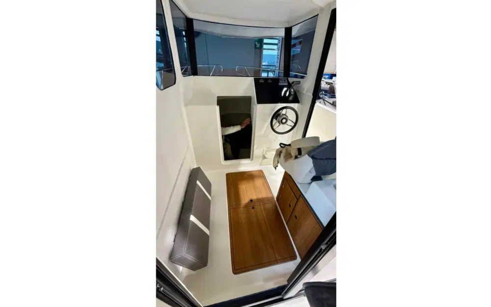 slider 3 Pacific Craft 750 T