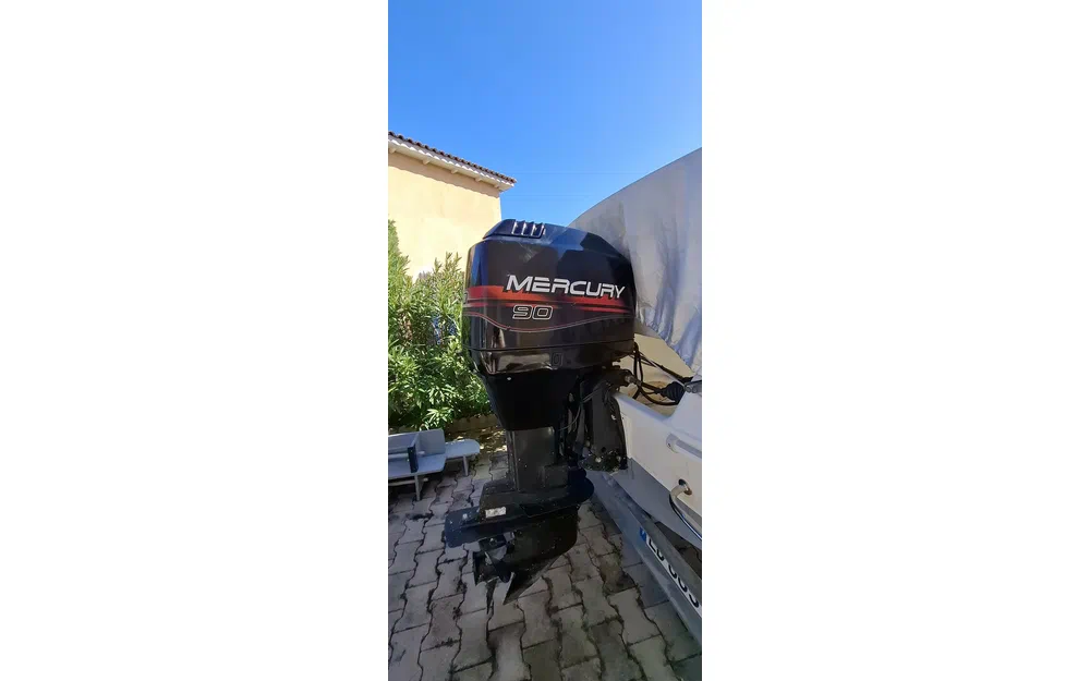 slider 7 Quicksilver 520 Open