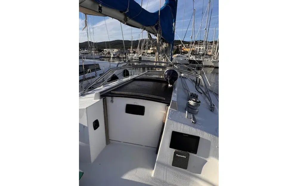 slider 12 Beneteau First 345