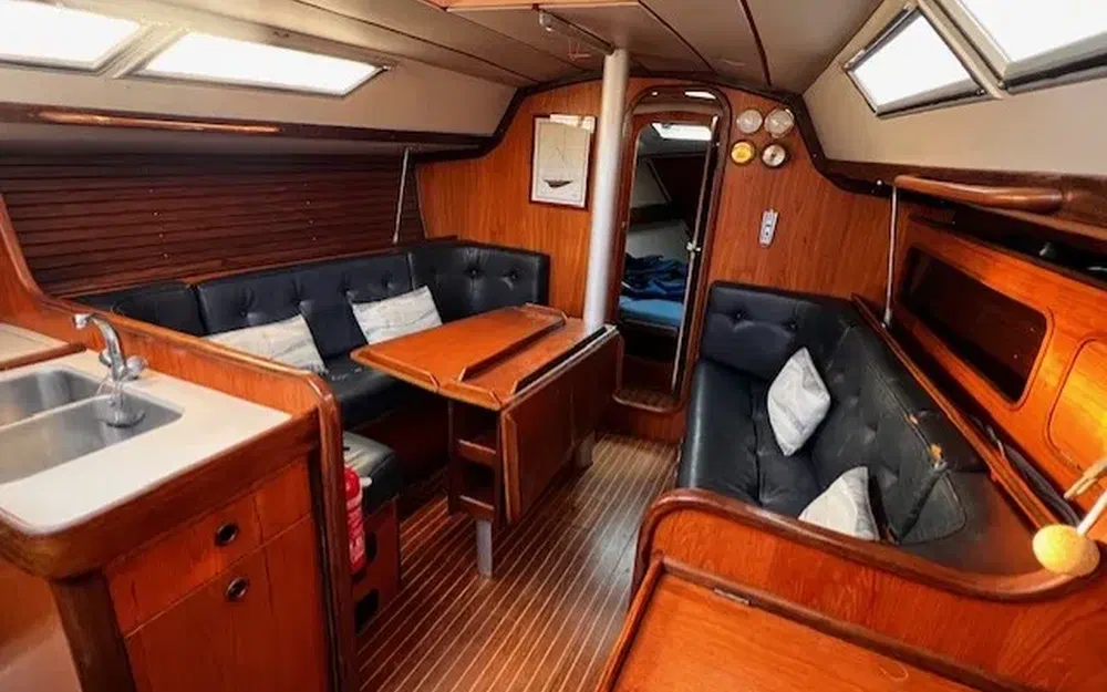 slider 14 Beneteau First 345