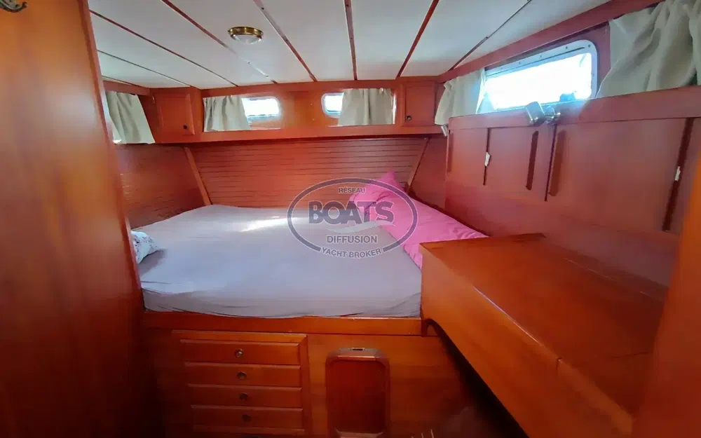 slider 6 Siltala Yachts Nauticat 38 Ketch