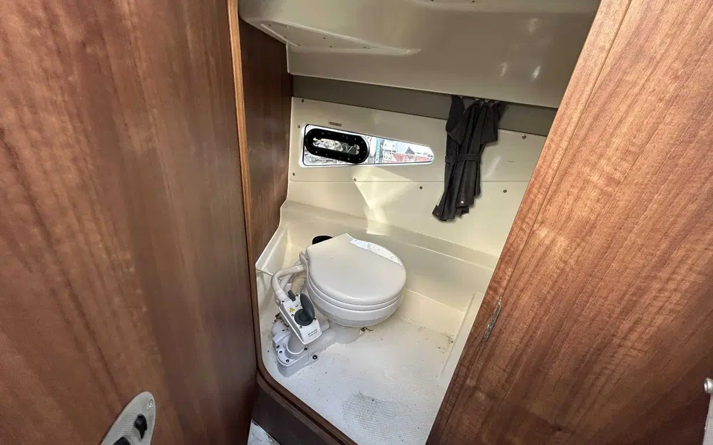 slider 3 Quicksilver Activ 755 Cruiser