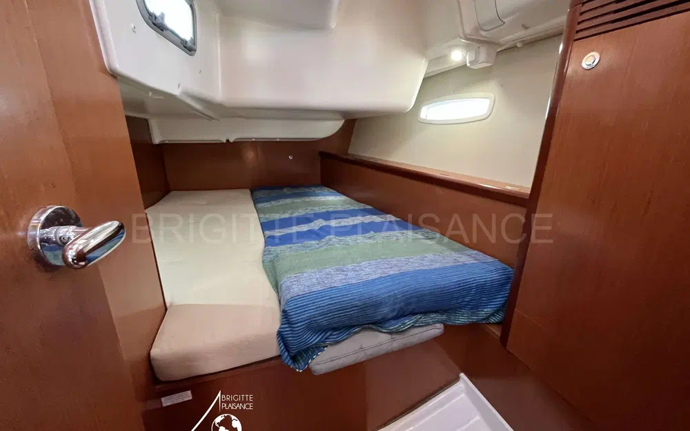 slider 10 Beneteau Oceanis 40