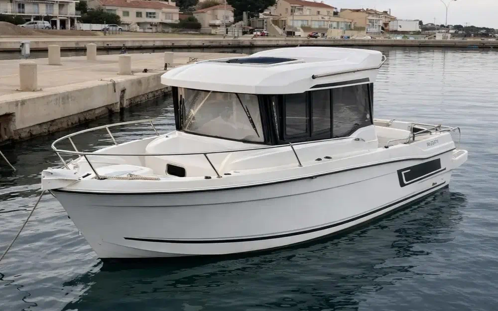JeanneauMERRY FISHER 695 MARLIN