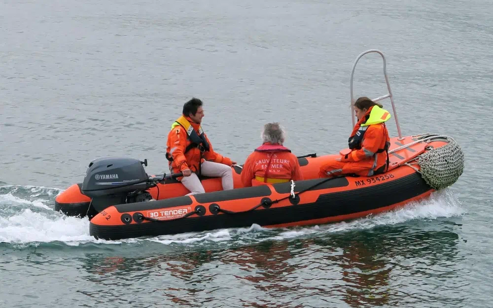 slider 3 3D Tender Rescue Boat 430