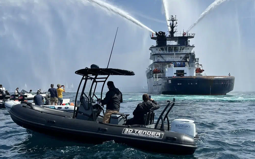 slider 1 3D Tender Nividic 550