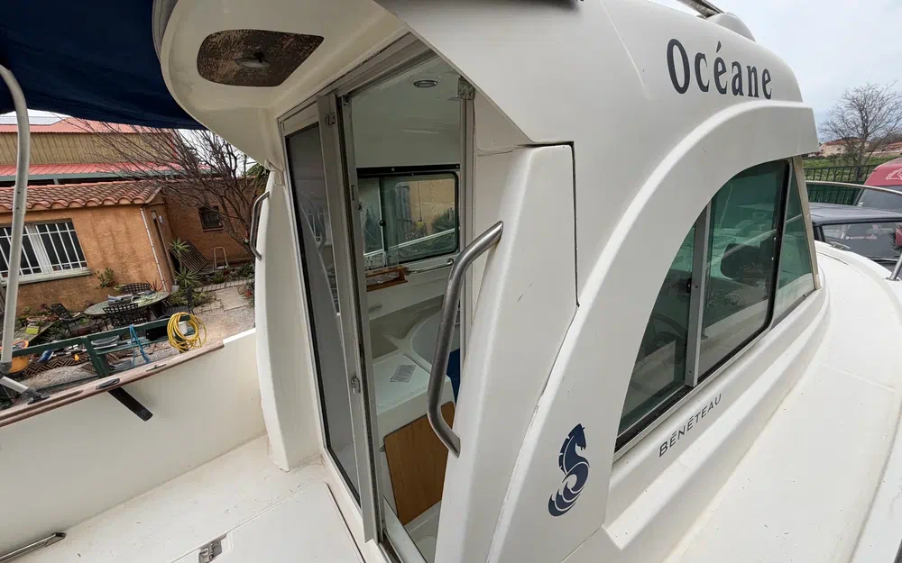 slider 10 Beneteau Antares 650 HB