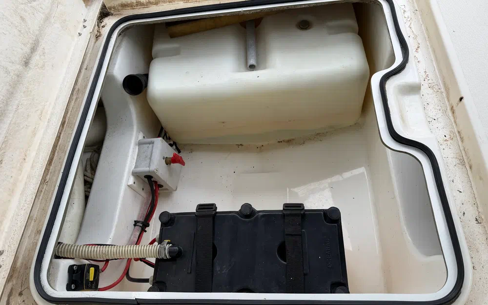 slider 15 Beneteau Antares 650 HB