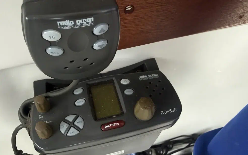 slider 17 Beneteau Antares Serie 8