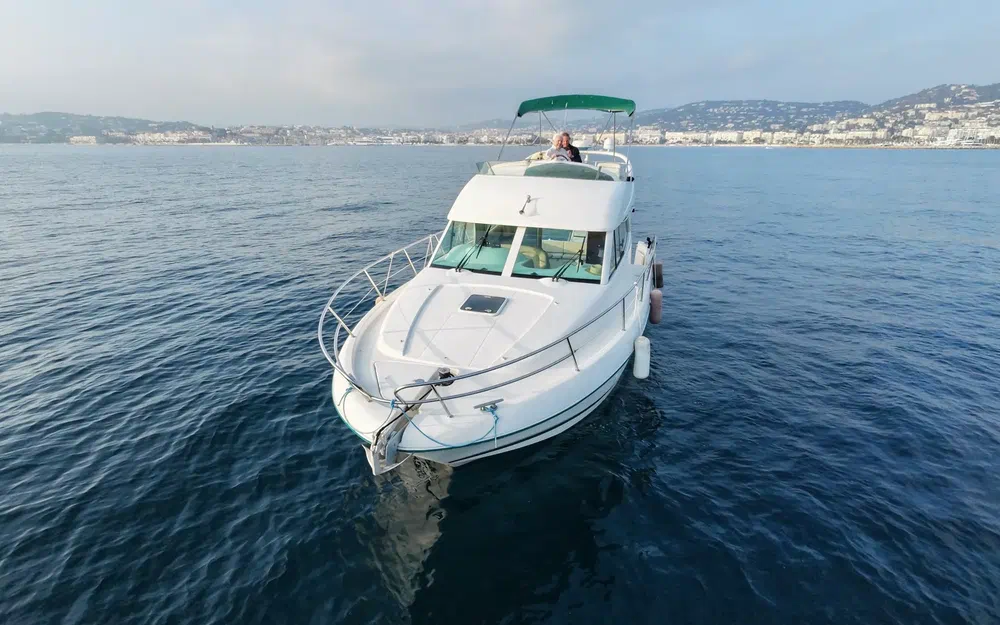 slider 11 Jeanneau Prestige 36