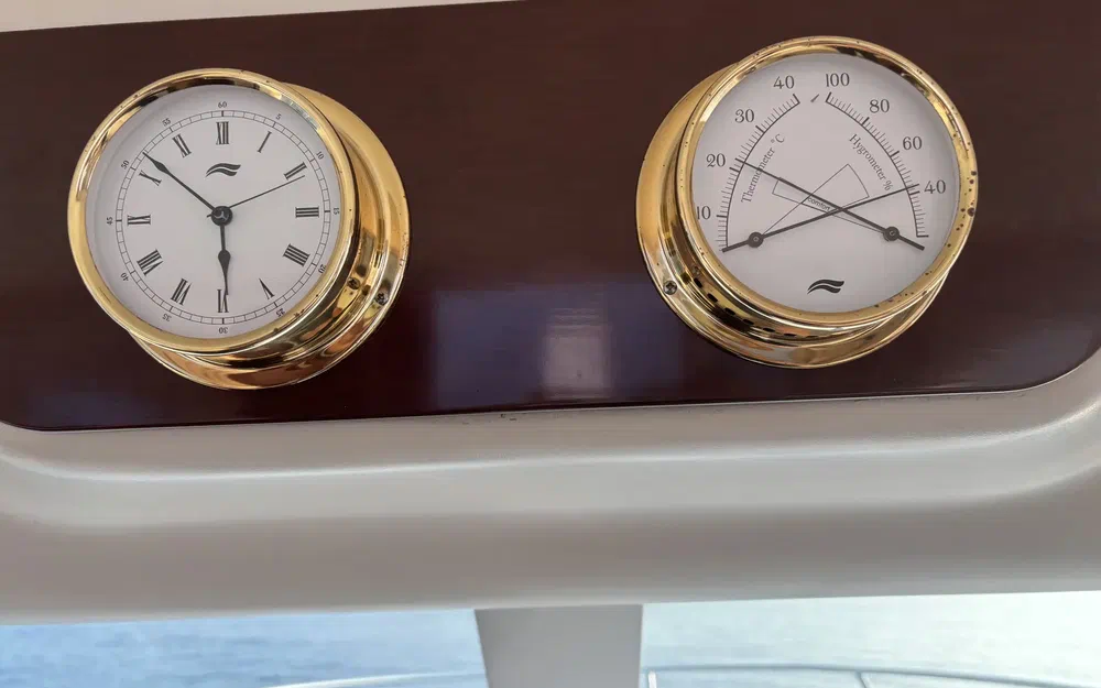 slider 33 Jeanneau Prestige 36