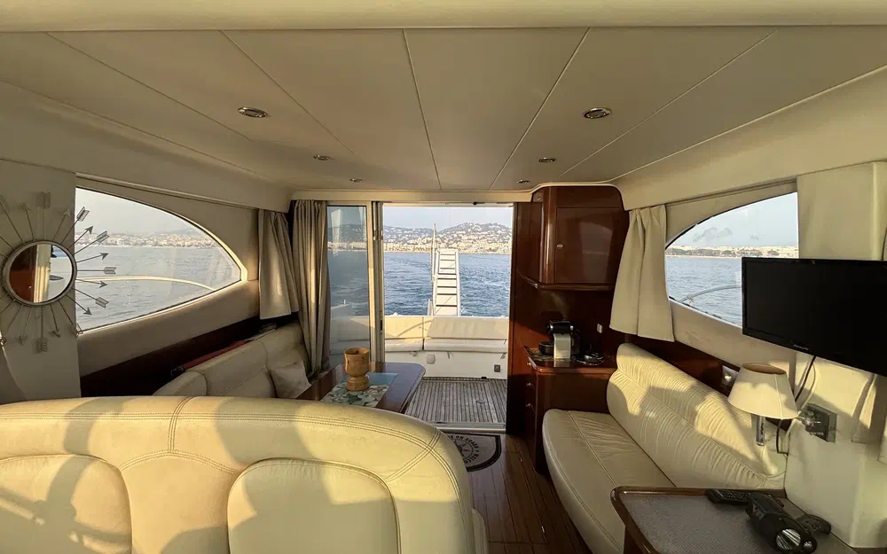 slider 34 Jeanneau Prestige 36