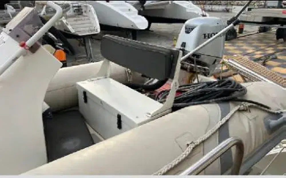 slider 11 Lagoon 52 F