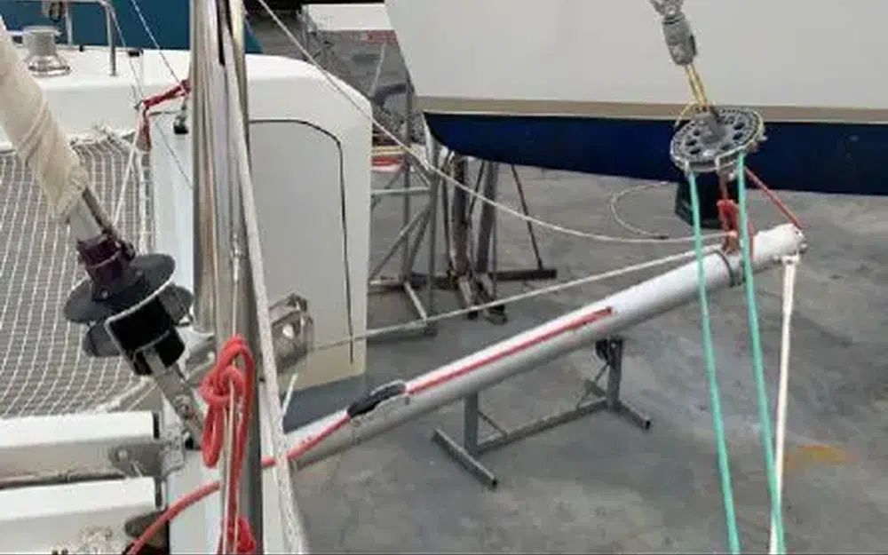 slider 23 Lagoon 52 F