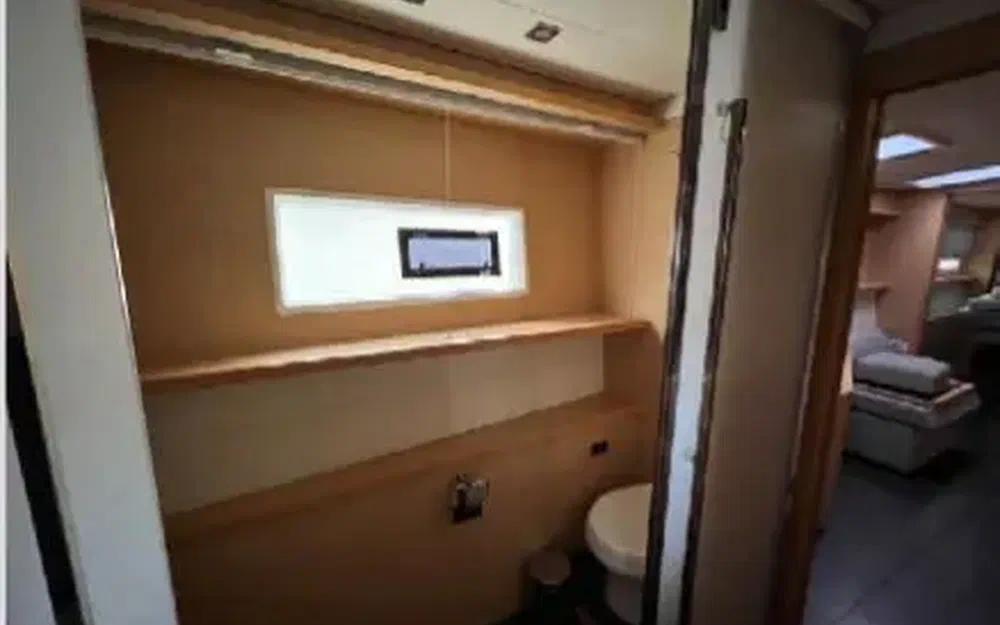 slider 33 Lagoon 52 F