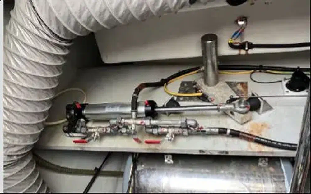 slider 41 Lagoon 52 F