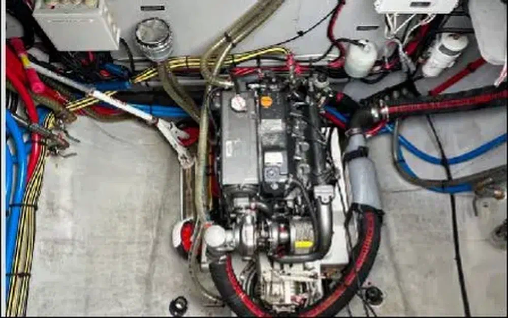 slider 44 Lagoon 52 F