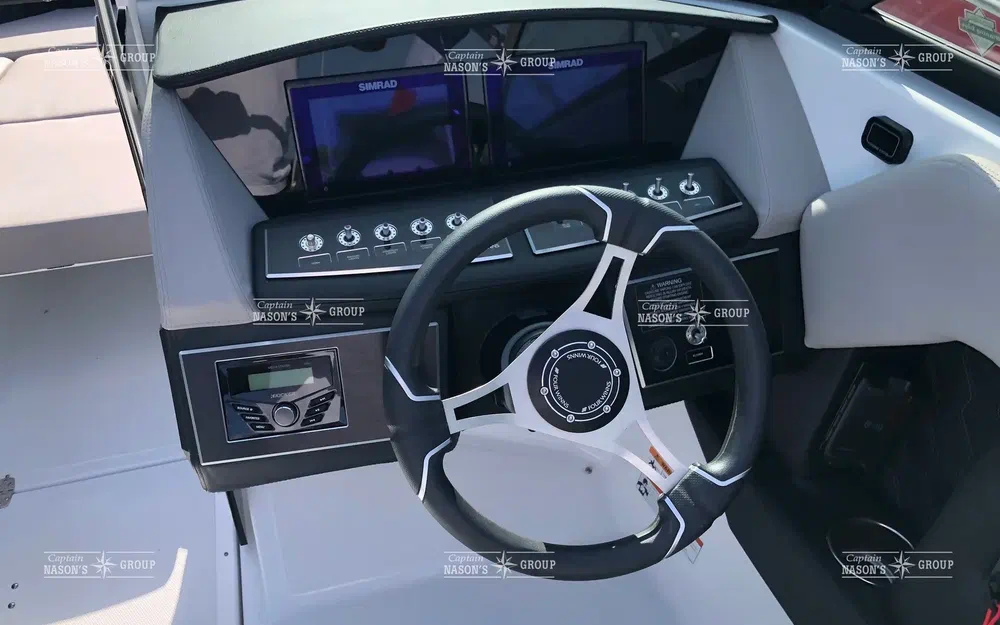 slider 2 Four Winns H 4