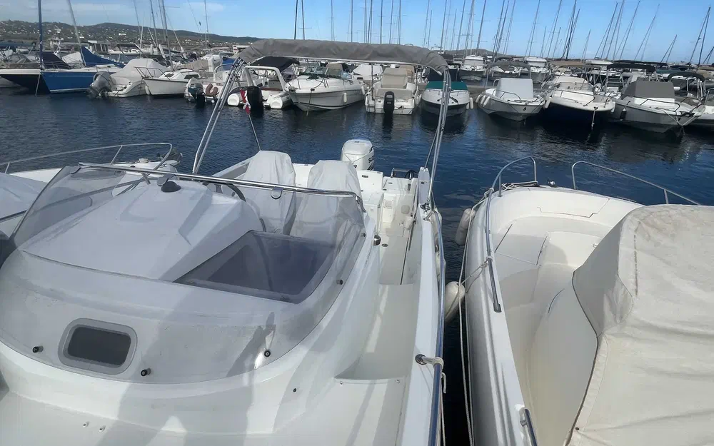 slider 2 Jeanneau Cap Camarat 7.5 WA Serie 2