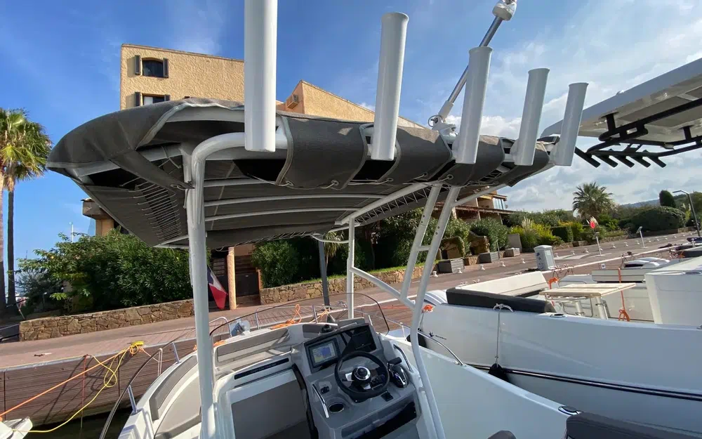 slider 6 Jeanneau Cap Camarat 6.5 CC Serie 3