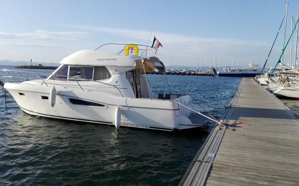 slider 0 Jeanneau Merry Fisher 925