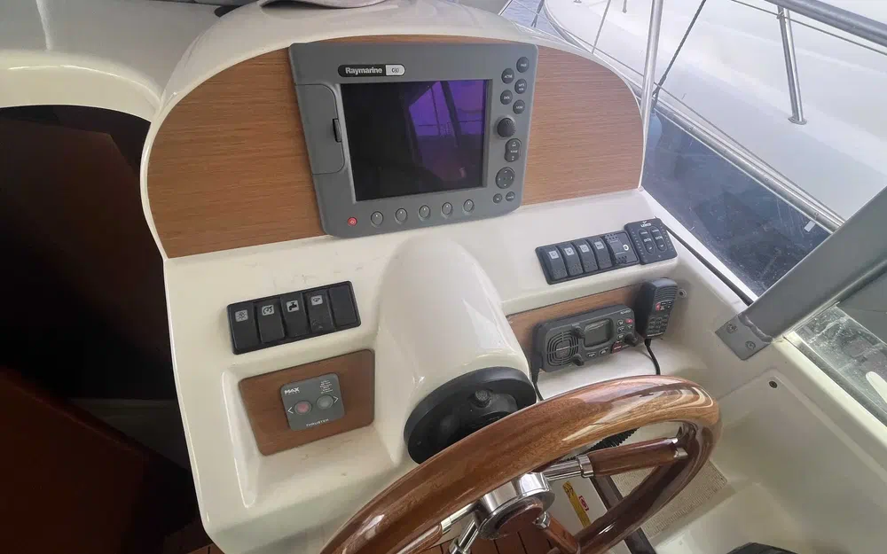 slider 11 Jeanneau Merry Fisher 925