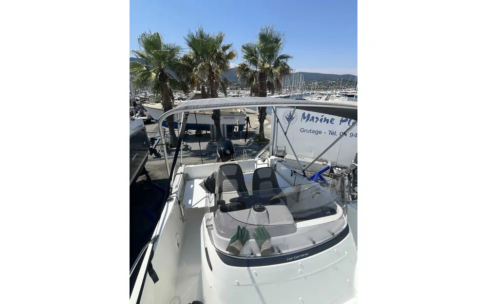 slider 9 Jeanneau Cap Camarat 6.5 CC Serie 3