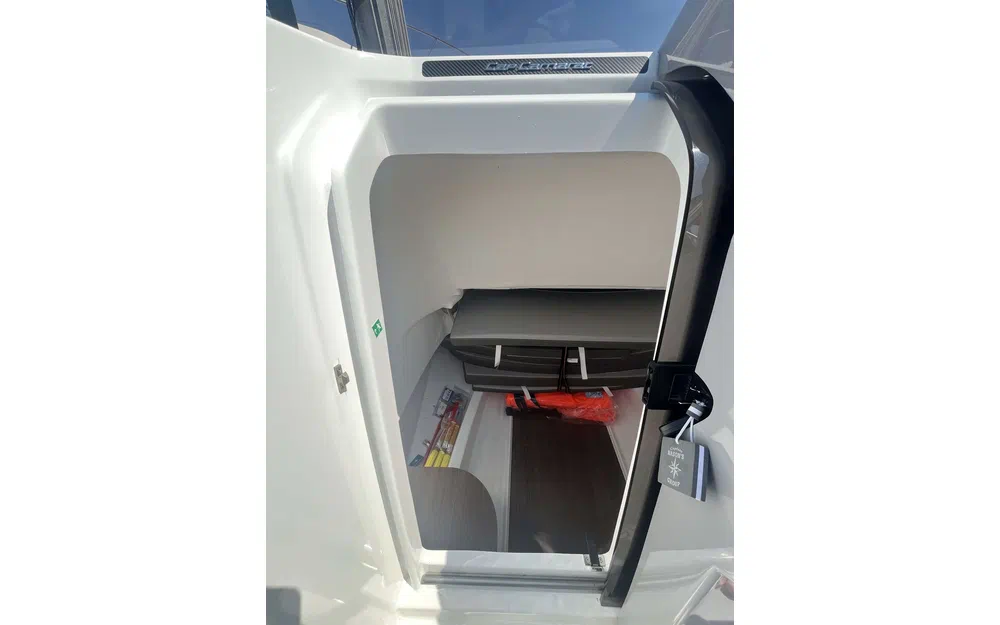 slider 4 Jeanneau Cap Camarat 6.5 CC Serie 3