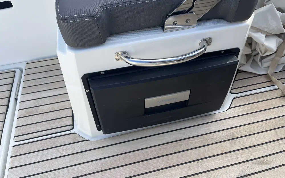 slider 12 Jeanneau Cap Camarat 7.5 DC Serie 2