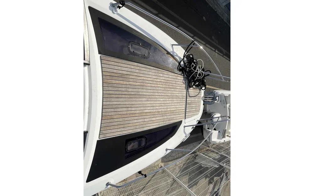 slider 14 Jeanneau Cap Camarat 7.5 DC Serie 2