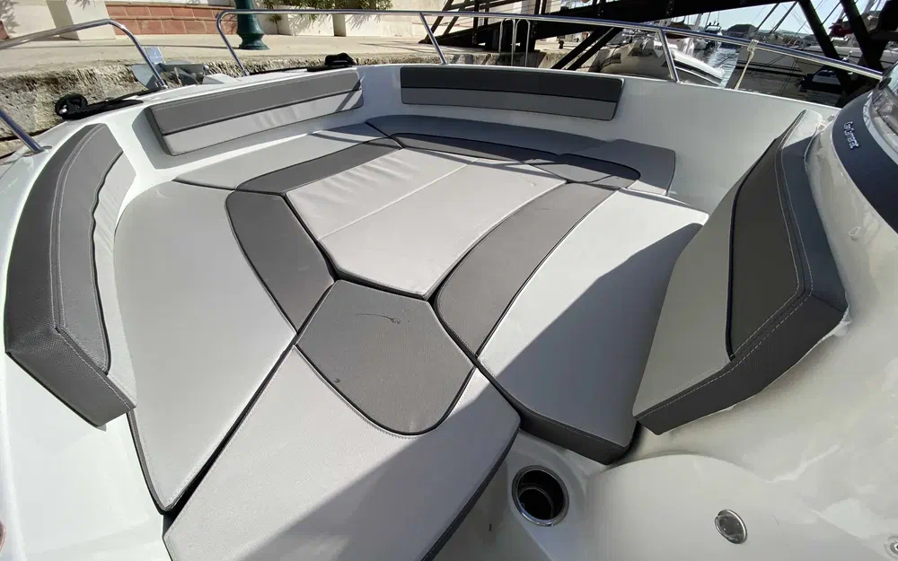 slider 4 Jeanneau Cap Camarat 6.5 CC Serie 3