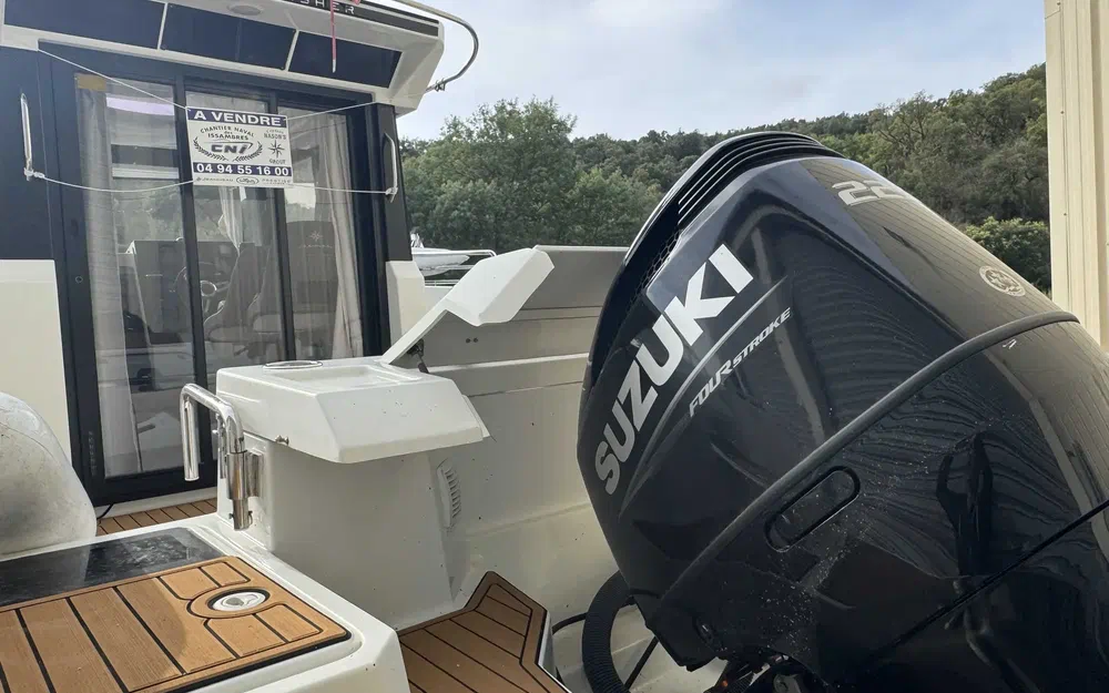 slider 1 Jeanneau Merry Fisher 795 Sport Serie 2