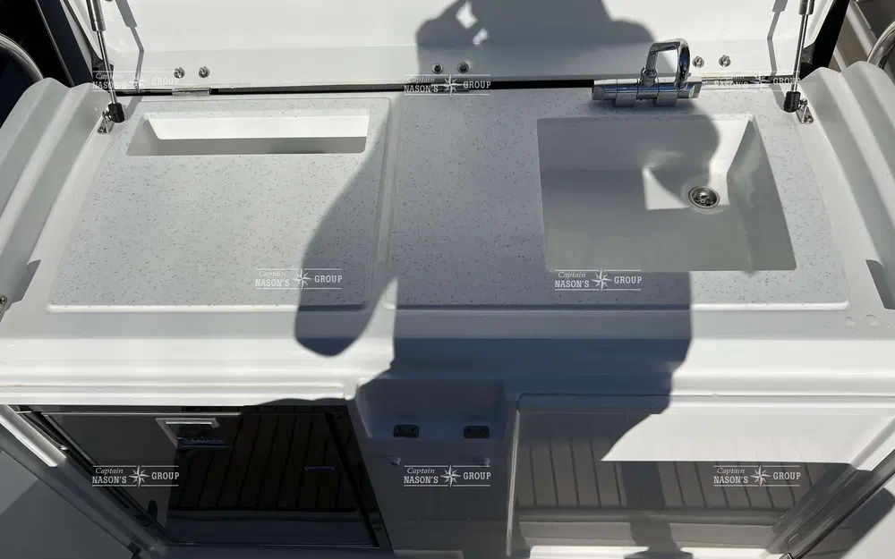 slider 8 Jeanneau Cap Camarat 9.0 CC