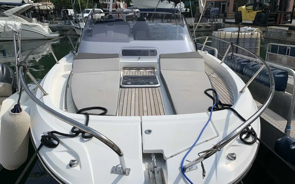 slider 1 Jeanneau Cap Camarat 9.0 WA