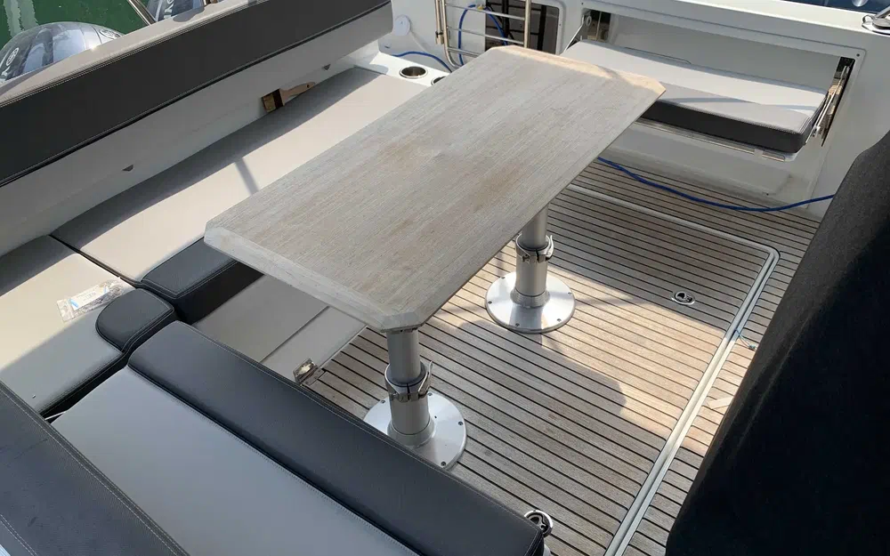 slider 4 Jeanneau Cap Camarat 9.0 WA