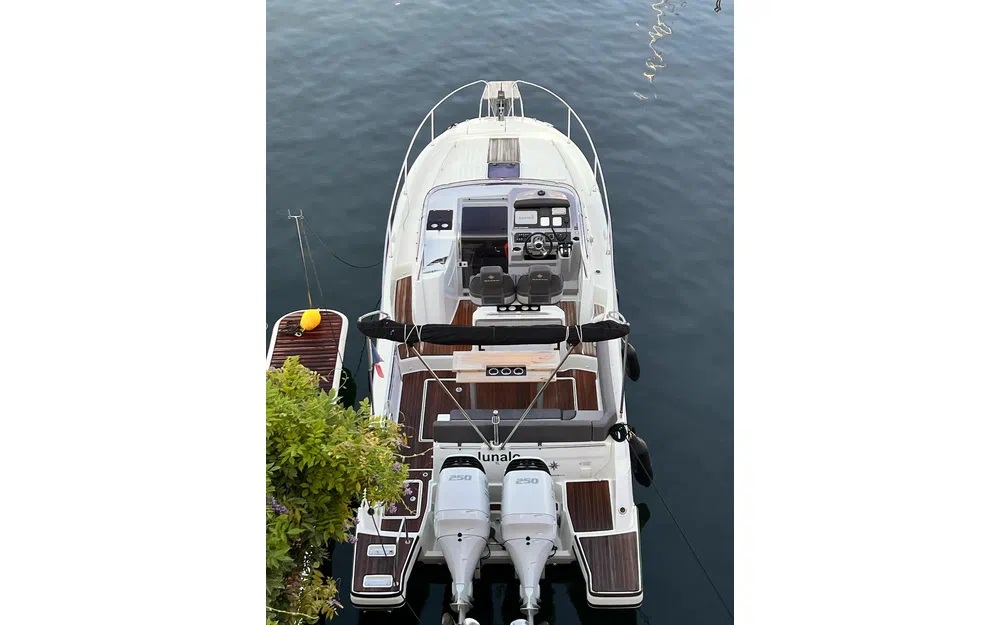 slider 1 Jeanneau Cap Camarat 9.0 WA