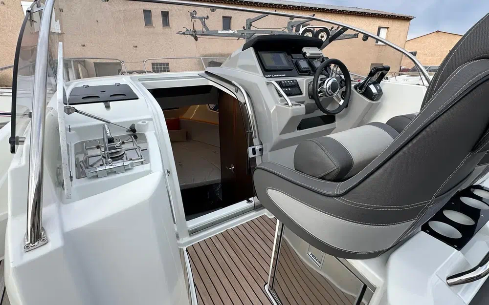 slider 4 Jeanneau Cap Camarat 9.0 WA