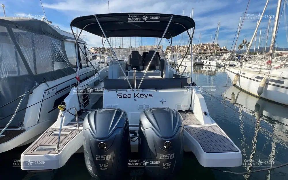 slider 7 Jeanneau Cap Camarat 9.0 WA