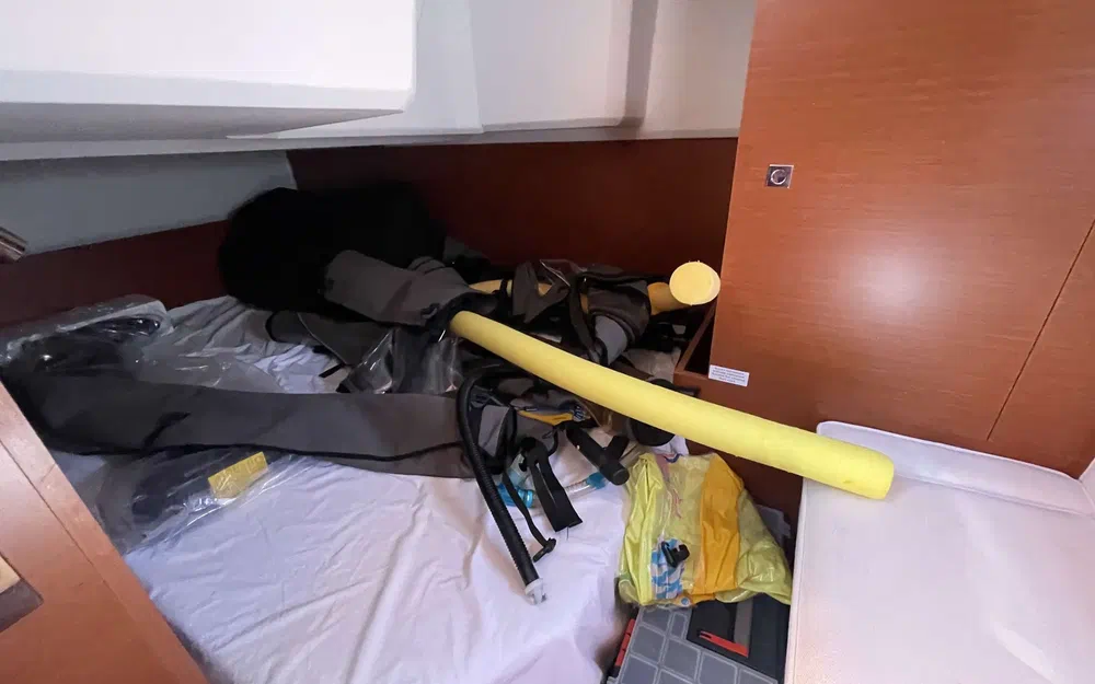 slider 17 Jeanneau Leader 30