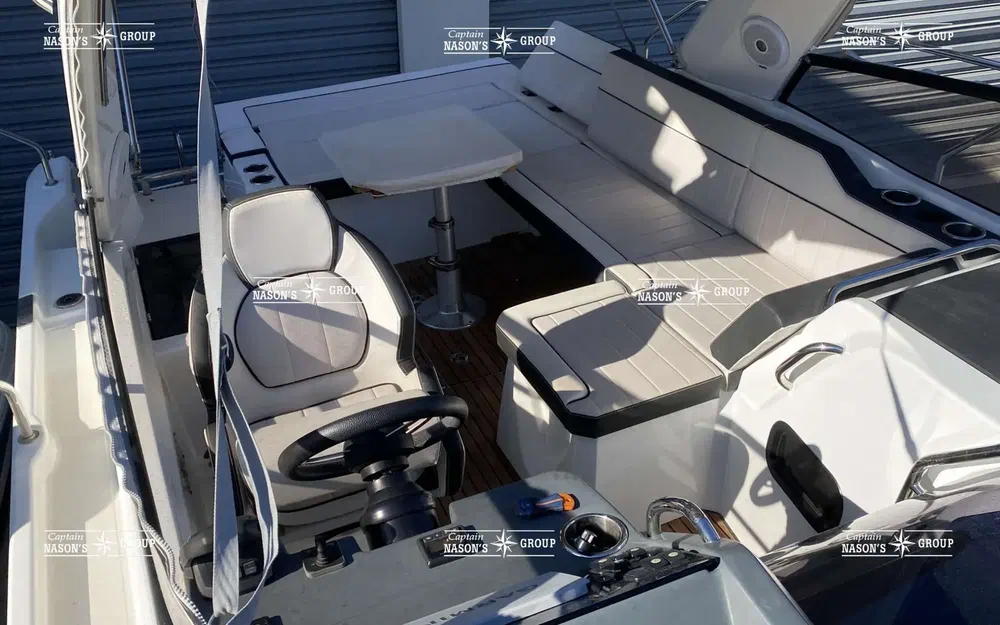 slider 3 Jeanneau Leader 30