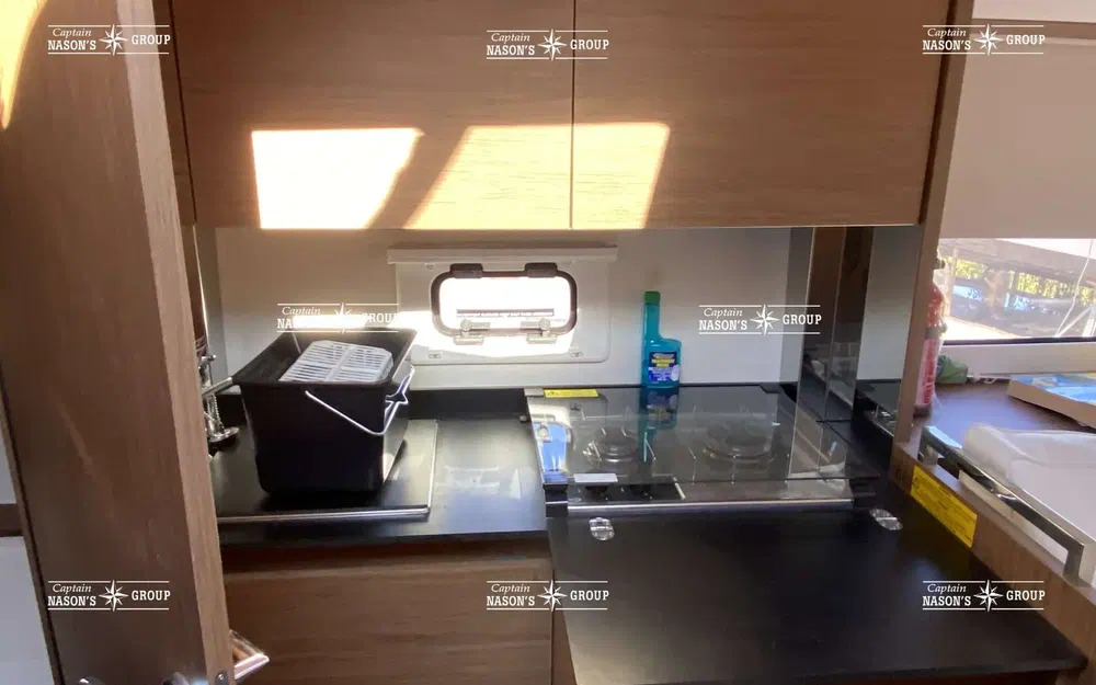 slider 6 Jeanneau Leader 30