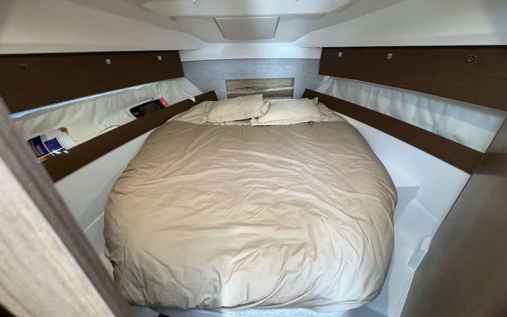 slider 6 Jeanneau Merry Fisher 895