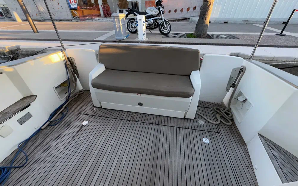 slider 2 Jeanneau NC 11